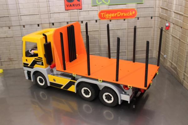 Wood roll-off container